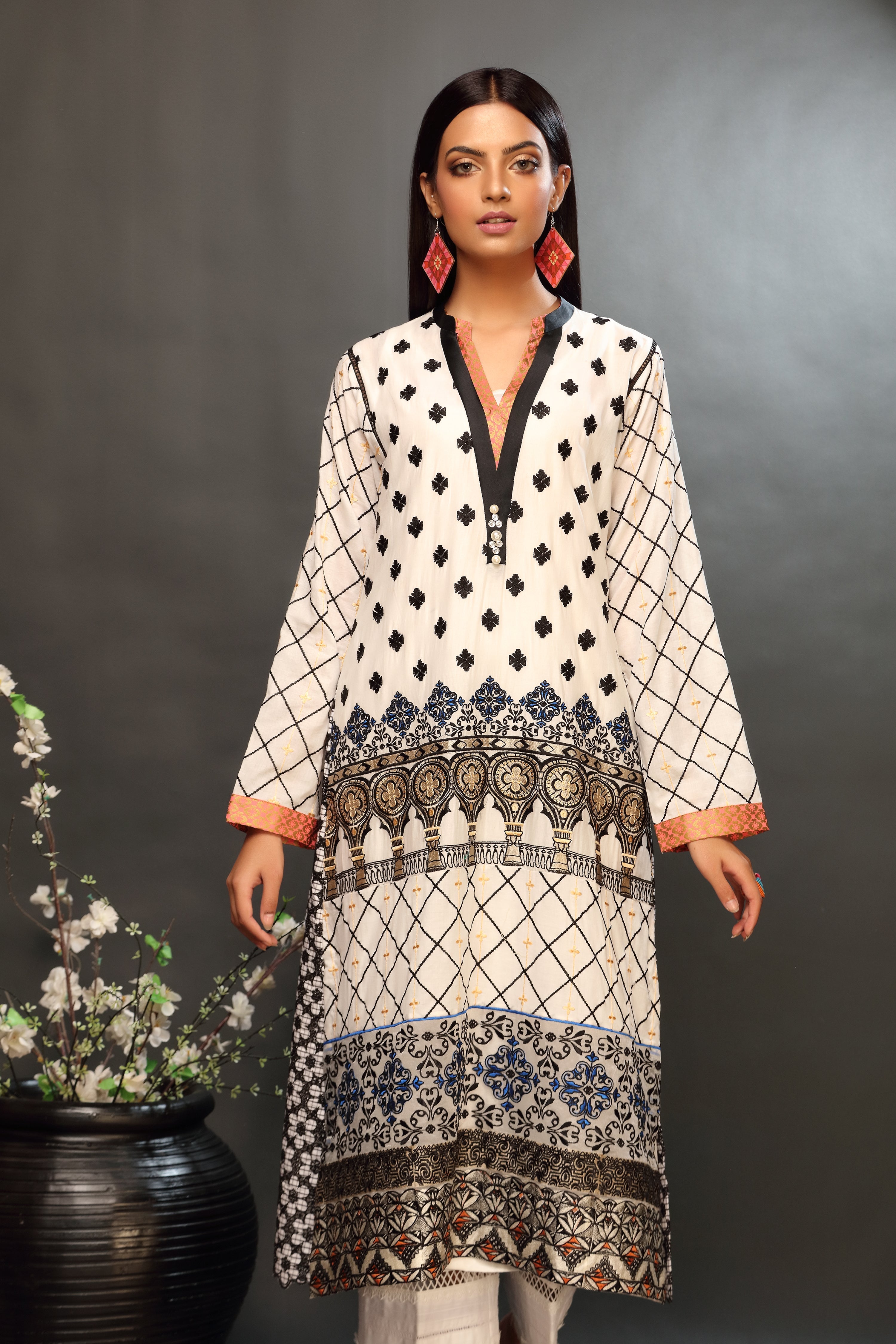 Sable Vogue | Festive 25 | FC-03-25-B